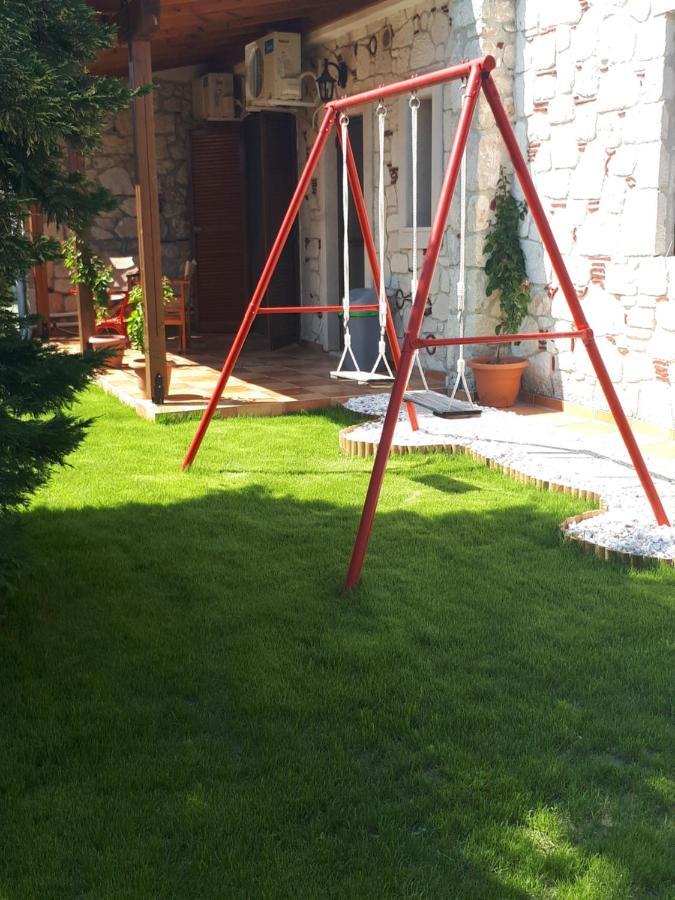 Villa George Afytos Exteriér fotografie
