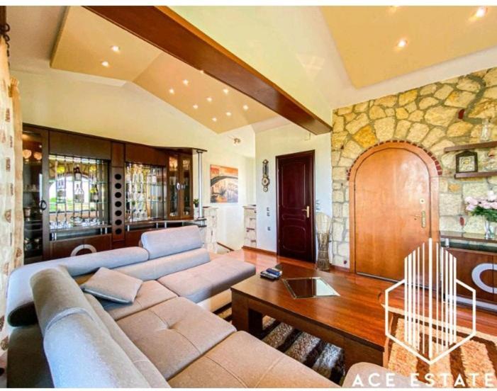 Villa George Afytos Exteriér fotografie