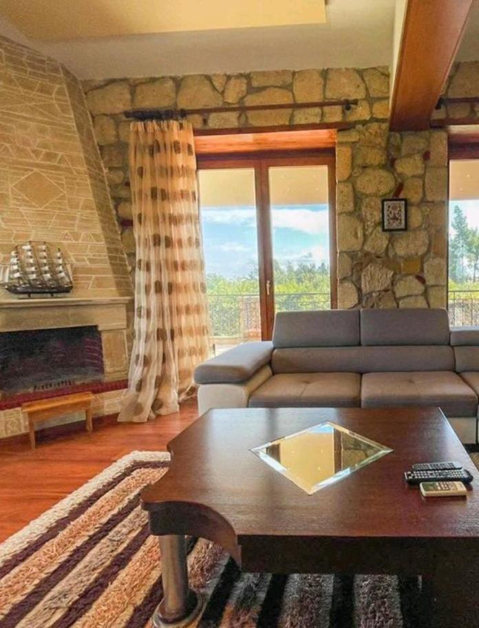 Villa George Afytos Exteriér fotografie
