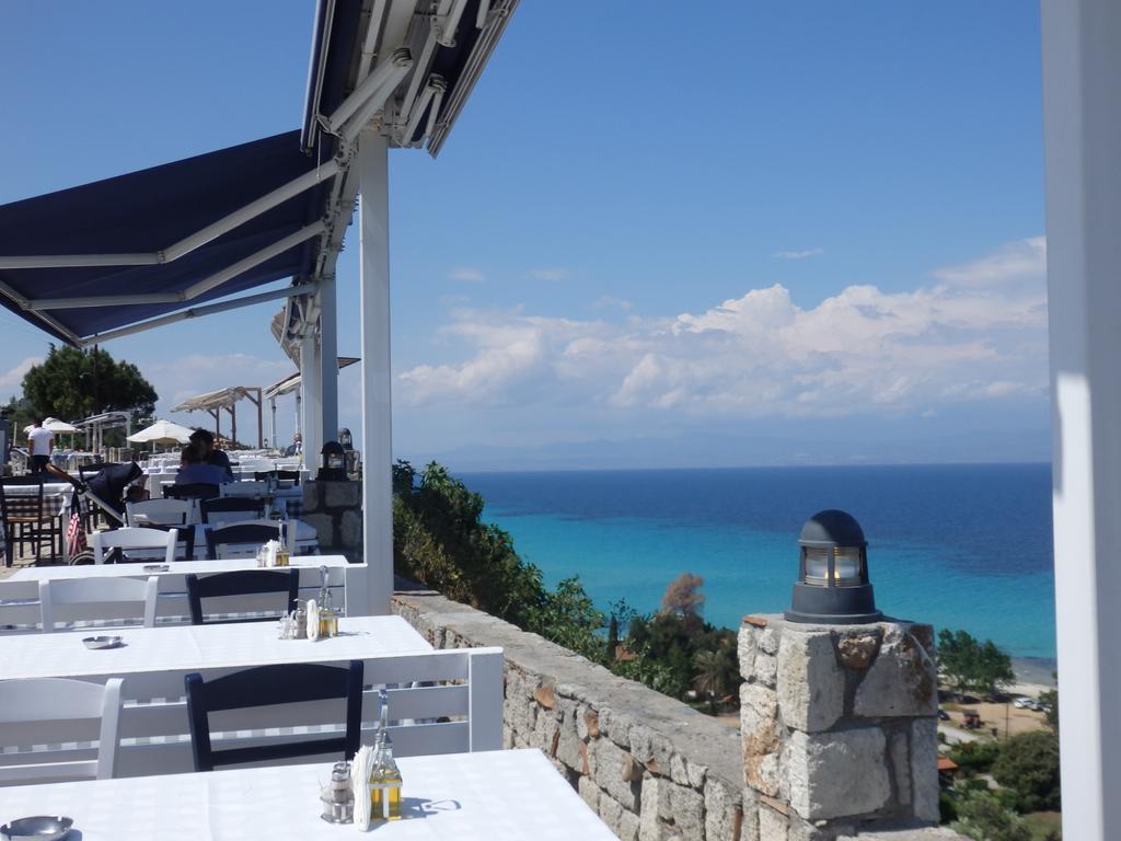 Villa George Afytos Exteriér fotografie