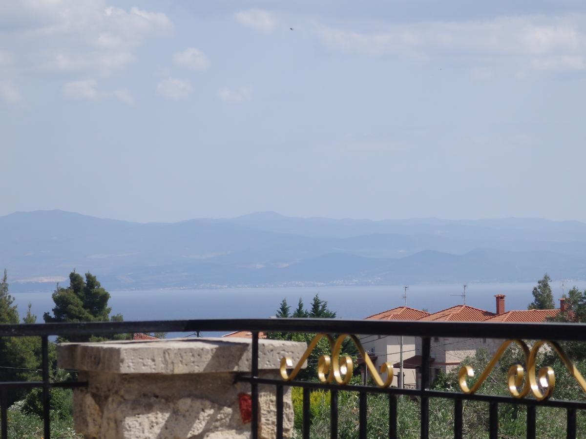 Villa George Afytos Exteriér fotografie